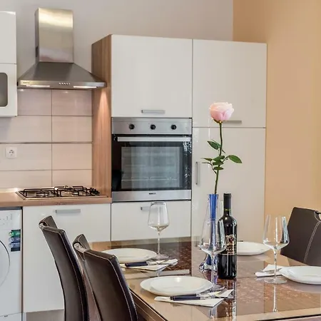 Brelezza Апартаменты